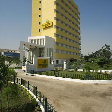 Lemon Tree Hotel Hinjewadi Pune Хинджевади Екстериор снимка