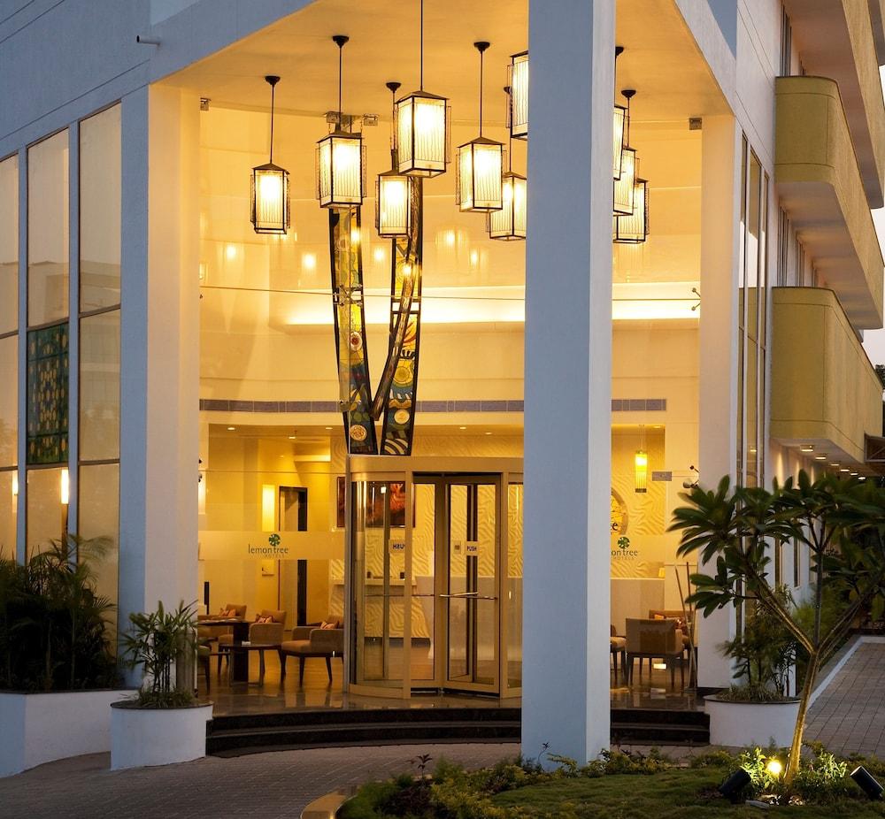Lemon Tree Hotel Hinjewadi Pune Хинджевади Екстериор снимка