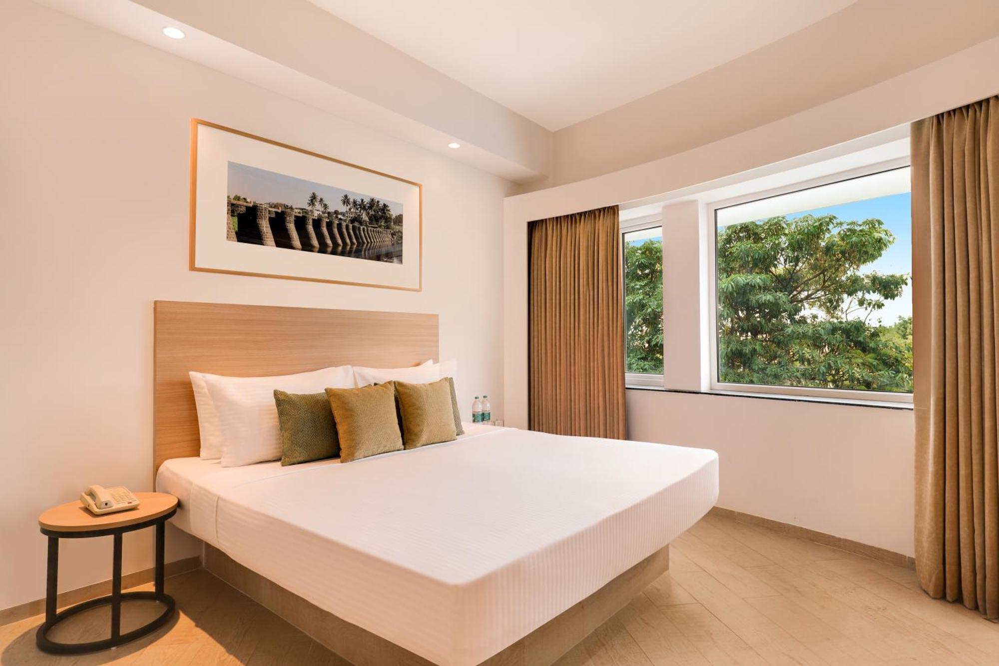 Lemon Tree Hotel Hinjewadi Pune Хинджевади Екстериор снимка