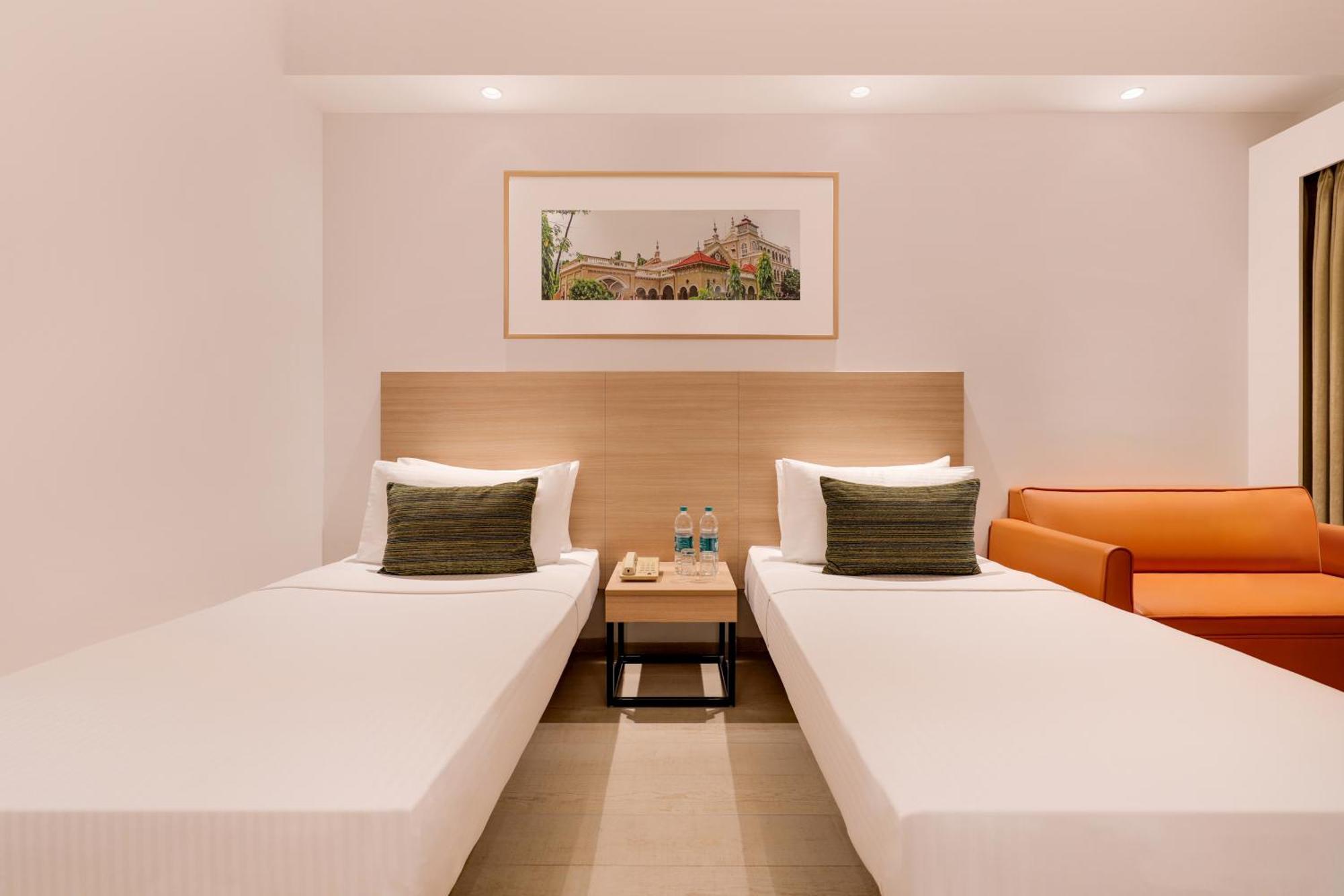 Lemon Tree Hotel Hinjewadi Pune Хинджевади Екстериор снимка