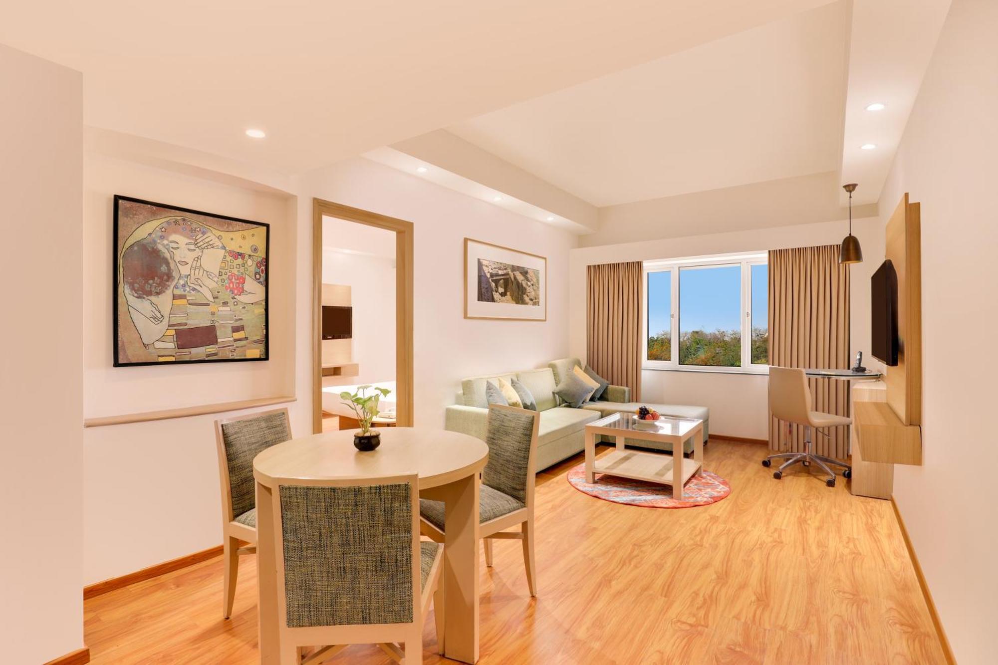 Lemon Tree Hotel Hinjewadi Pune Хинджевади Екстериор снимка