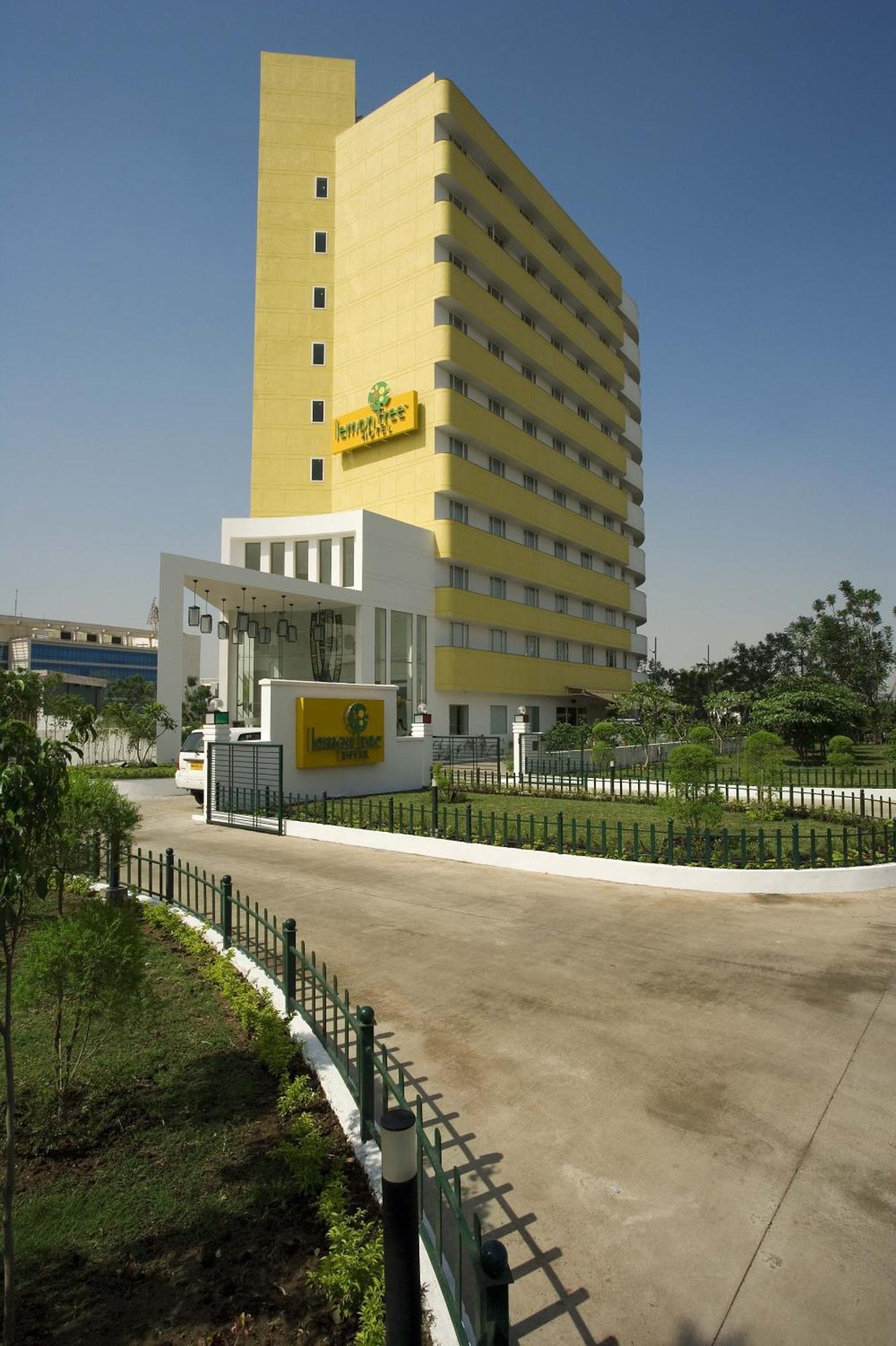 Lemon Tree Hotel Hinjewadi Pune Хинджевади Екстериор снимка