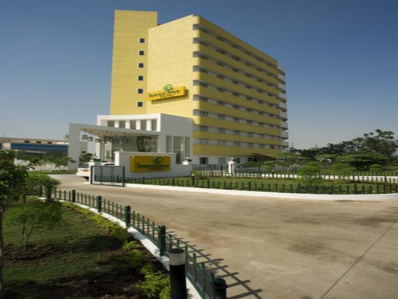 Lemon Tree Hotel Hinjewadi Pune Хинджевади Екстериор снимка