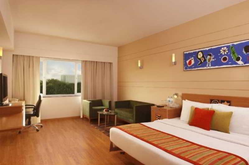 Lemon Tree Hotel Hinjewadi Pune Хинджевади Екстериор снимка