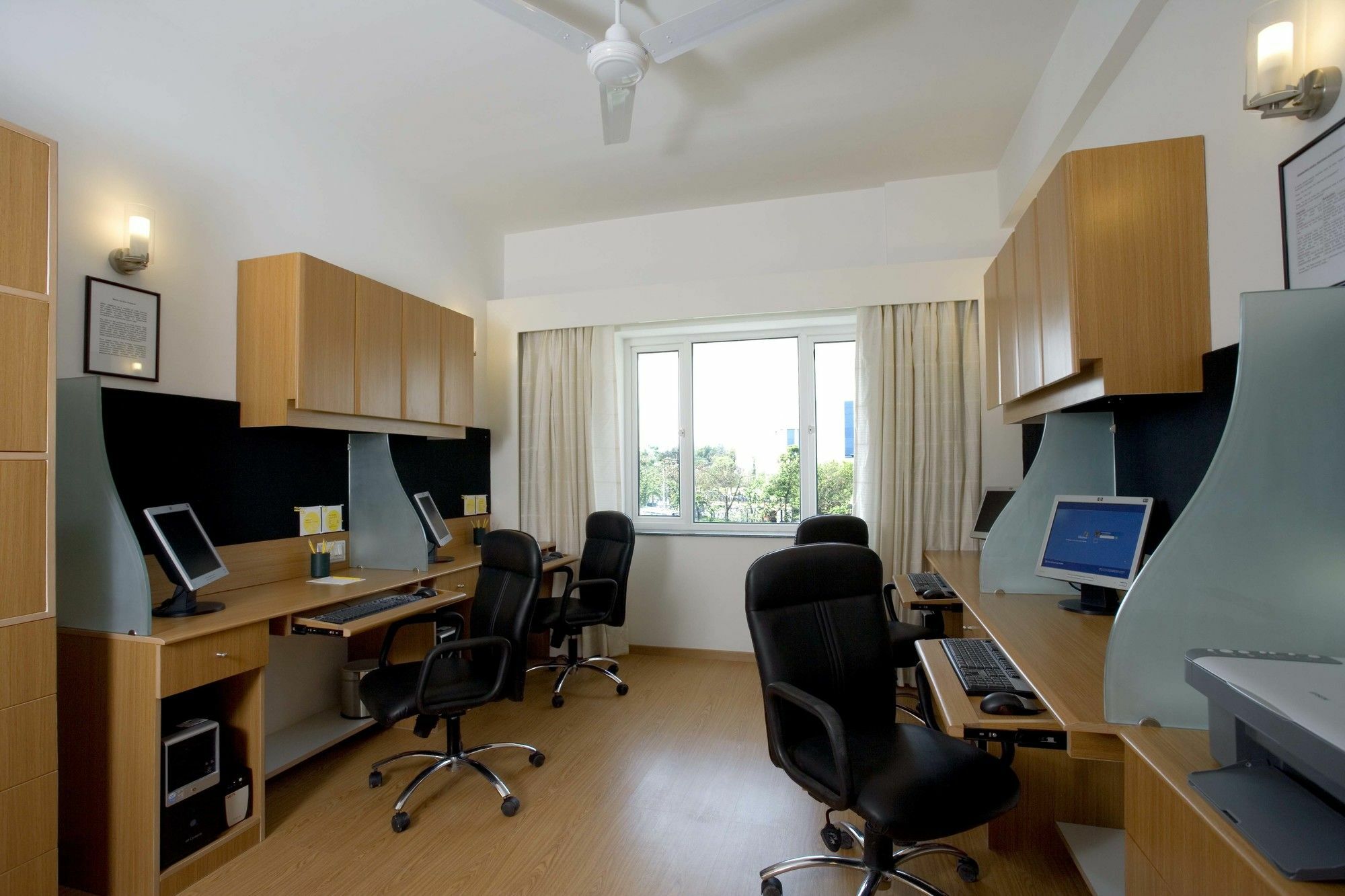 Lemon Tree Hotel Hinjewadi Pune Хинджевади Екстериор снимка