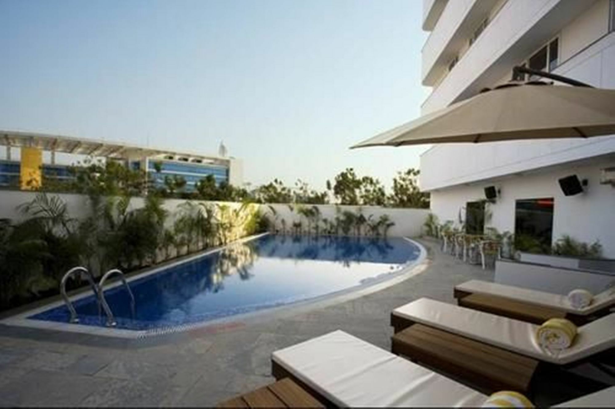 Lemon Tree Hotel Hinjewadi Pune Хинджевади Екстериор снимка